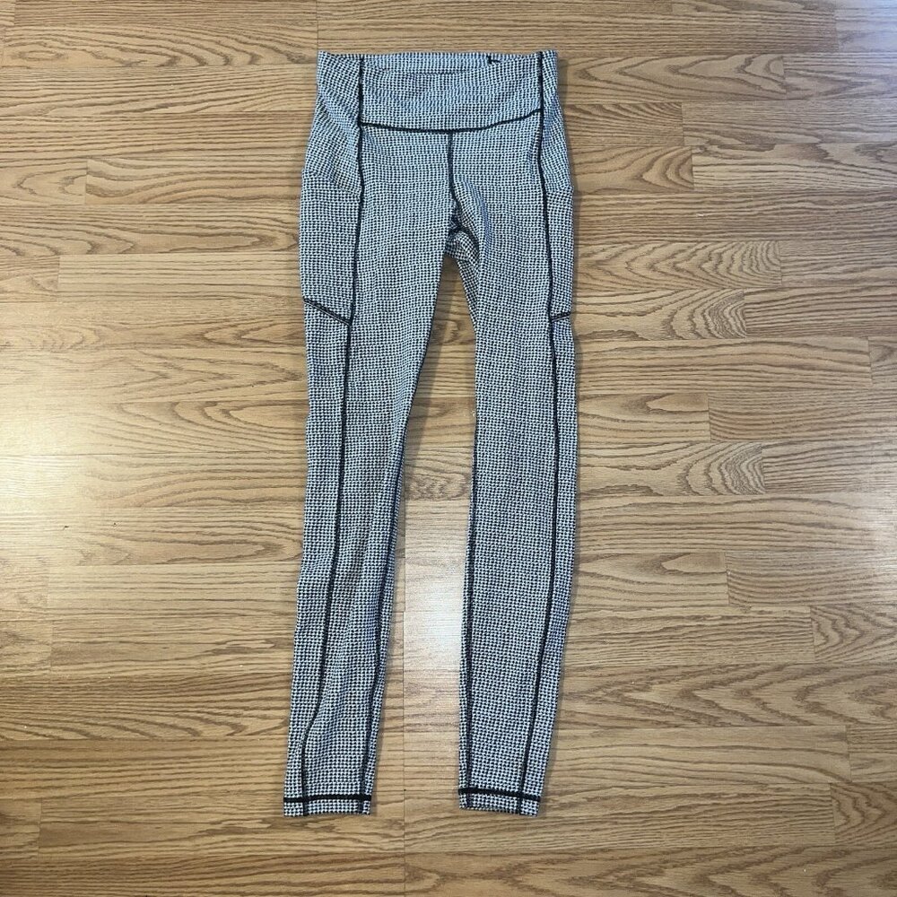 Lululemon - Speed Up Tight - Teeny Tooth White Black -‎ 4